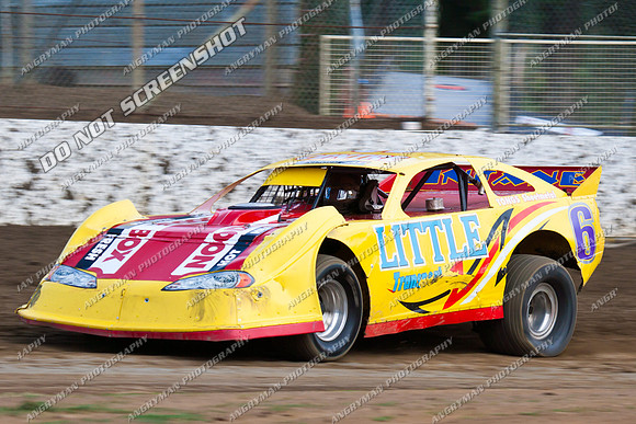 6, brad, sedan, smith, super, t6 - 10 - Hobart 10th December - Mercury Newspaper Fireworks Spectacular-3