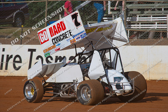 sprintcar 7 t7 t07 tim hutchins - 11 - Carrick 17th December 2011 - DK Hyrdocarbon 20-20