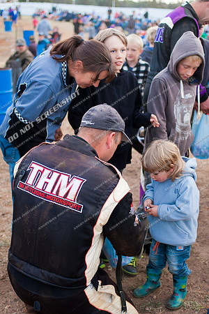 sprintcar 7 t7 t07 tim hutchins - 11 - Carrick 17th December 2011 - DK Hyrdocarbon 20-20-5