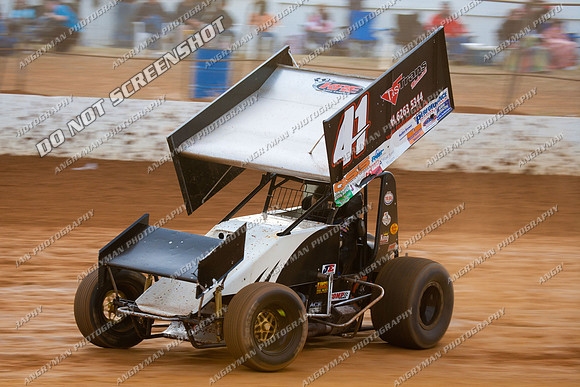 sprintcar 41 t41 damian robins - 11 - Carrick 17th December 2011 - DK Hyrdocarbon 20-20-4