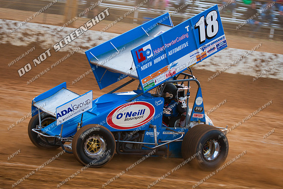 sprintcar 18 t18 jamie oneill - 11 - Carrick 17th December 2011 - DK Hyrdocarbon 20-20-5