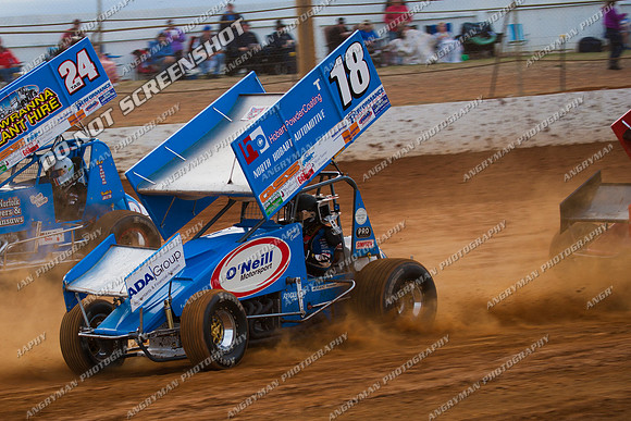 sprintcar 18 t18 jamie oneill - 11 - Carrick 17th December 2011 - DK Hyrdocarbon 20-20-4