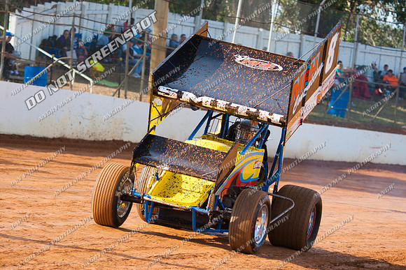 sprintcar 8 t8 t08 curt smith - 11 - Carrick 17th December 2011 - DK Hyrdocarbon 20-20