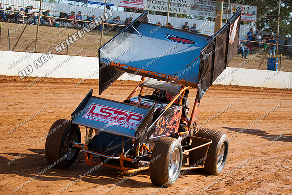 sprintcar 4 t4 t04 gerry hoekstra - 11 - Carrick 17th December 2011 - DK Hyrdocarbon 20-20