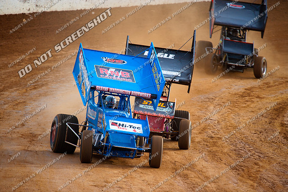 sprintcar 24 t24 shaun robins - 11 - Carrick 17th December 2011 - DK Hyrdocarbon 20-20-5