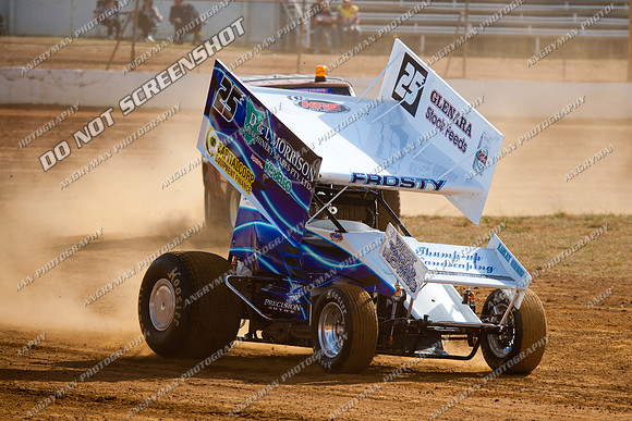 sprintcar 25 t25 anthony frost - 11 - Carrick 17th December 2011 - DK Hyrdocarbon 20-20