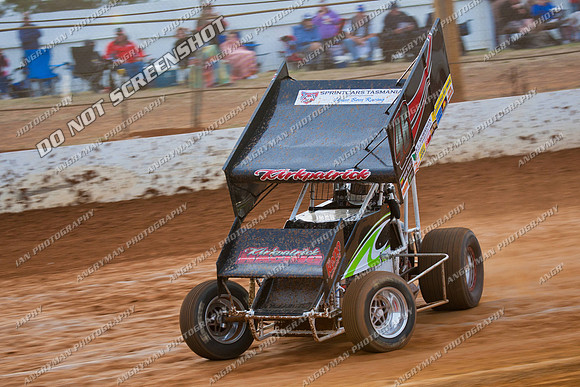 sprintcar 46 tj kirkpatrick - 11 - Carrick 17th December 2011 - DK Hyrdocarbon 20-20-6
