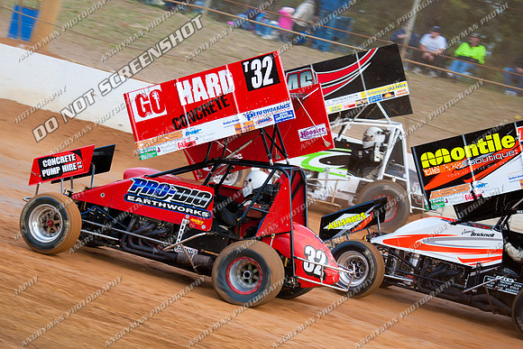 sprintcar 32 t32 nick anderson - 11 - Carrick 17th December 2011 - DK Hyrdocarbon 20-20-3