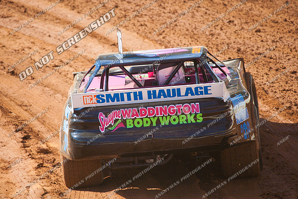 16, corey, sedan, smith, super, t16 - 12 - Carrick 26th December - 2011