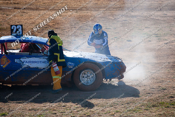23, six, tassie - 12 - Carrick 26th December - 2011-4