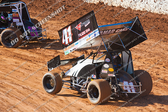 41, damien, robins, sprintcar, t41 - 12 - Carrick 26th December - 2011-2