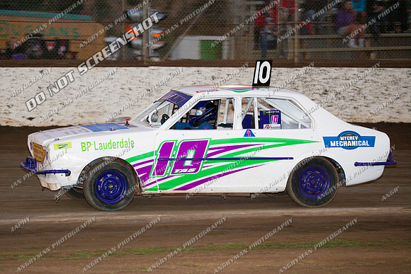 junior 10 t10 - 13 - Hobart 30th December 2011 - Sprintcar Title-4