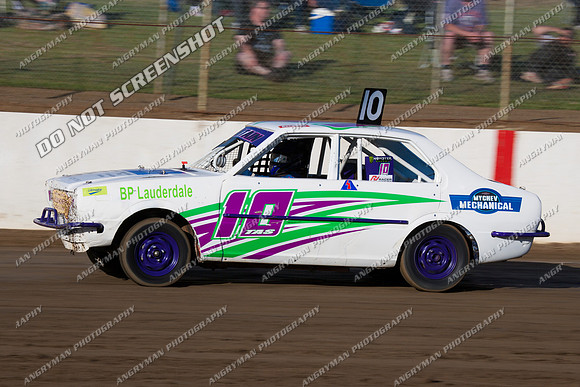 junior 10 t10 - 13 - Hobart 30th December 2011 - Sprintcar Title-2