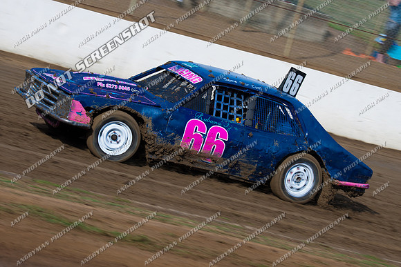 bomber 66 - 13 - Hobart 30th December 2011 - Sprintcar Title-2