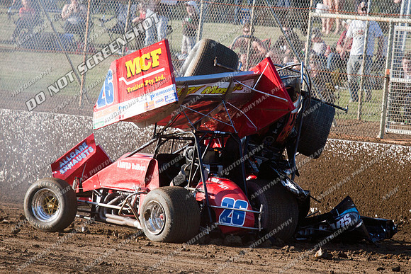 sprintcar 4 t4 gerry hoekstra 26 act26 tony moule - 13 - Hobart 30th December 2011 - Sprintcar Title-7