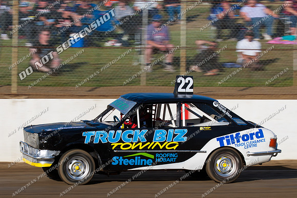 junior 22 t22 - 13 - Hobart 30th December 2011 - Sprintcar Title-2