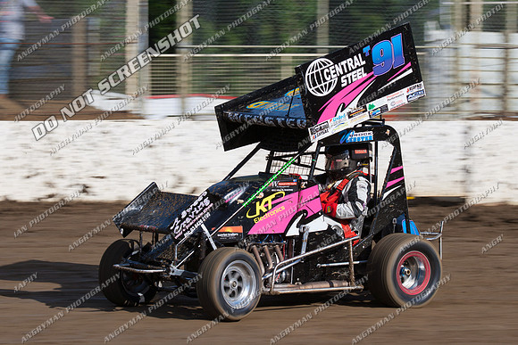 lightning sprint 91 t91 - 13 - Hobart 30th December 2011 - Sprintcar Title-2