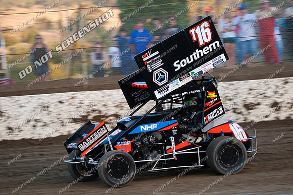 lightning sprint 16 t16 - 13 - Hobart 30th December 2011 - Sprintcar Title-3