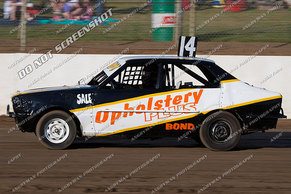 junior 14 t14 - 13 - Hobart 30th December 2011 - Sprintcar Title-2