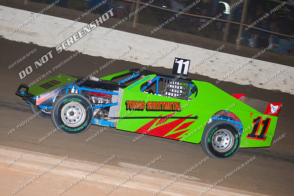 amca 11 t11 - 14 -Latrobe  1st Jan 2012 - Triple Treat-5