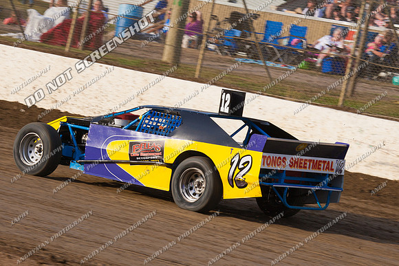 amca 12 t12 - 14 -Latrobe  1st Jan 2012 - Triple Treat-3