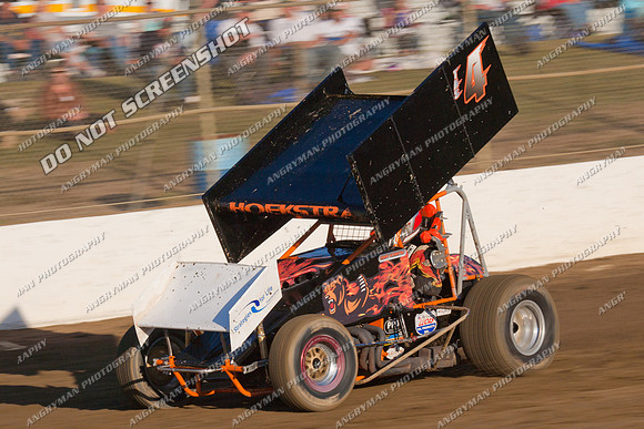 sprintcar 4 t4 t04 gerry hoekstra - 17 - Latrobe 13th Jan 2012 - Dollansky-2