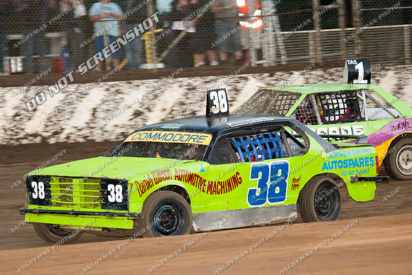 bomber 38 t38 - 22 - Hobart Grand National-3