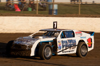 amca 1 t1 16  t16 - 27 - Latrobe - 2nd March -  911 Classic