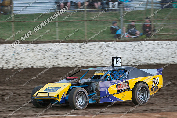 amca 12 t12 - 27 - Latrobe - 2nd March -  911 Classic-2