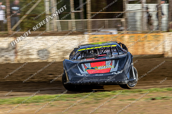 Super Sedan 12 T12 - 02 - Hobart - 4th Nov 2023-5