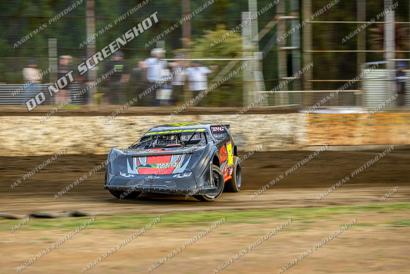 Super Sedan 12 T12 - 02 - Hobart - 4th Nov 2023-7