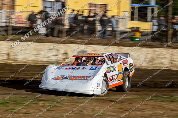 Super Sedan 22 T22 - 02 - Hobart - 4th Nov 2023-3