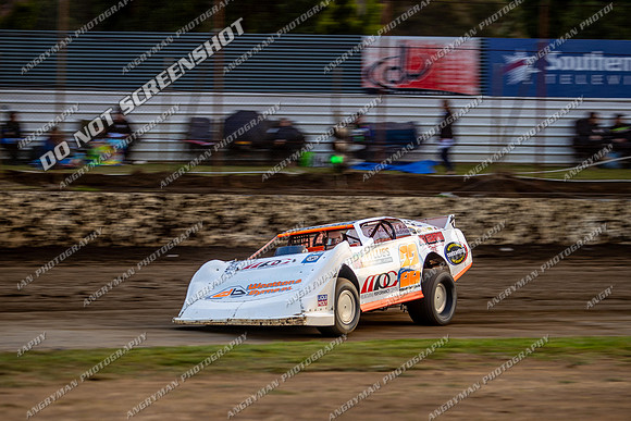 Super Sedan 22 T22 - 02 - Hobart - 4th Nov 2023-5