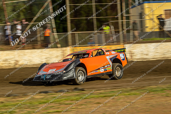 Super Sedan 5 T5 - 02 - Hobart - 4th Nov 2023