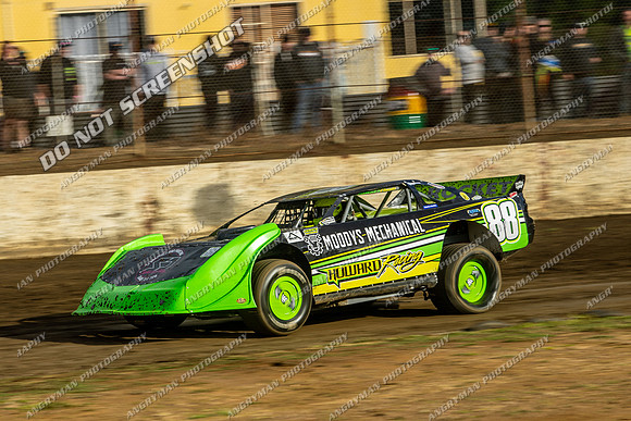 Super Sedan 88 T88 - 02 - Hobart - 4th Nov 2023