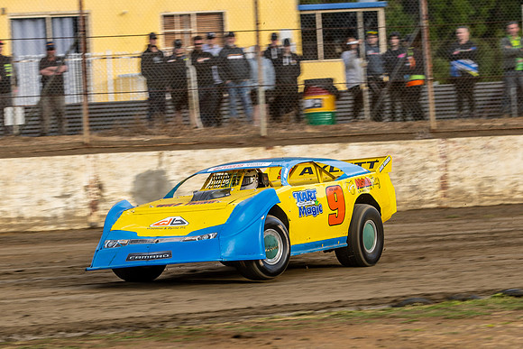 Super Sedan 9 T9 - 02 - Hobart - 4th Nov 2023