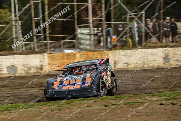 Super Sedan 4 W4 - 02 - Hobart - 4th Nov 2023-2