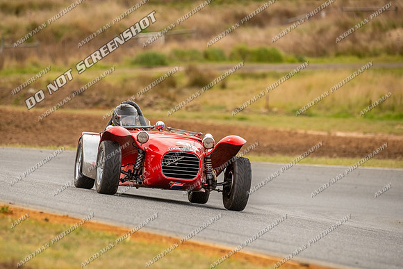 Group LB S & Invited Sports Cars - 8 - Friday