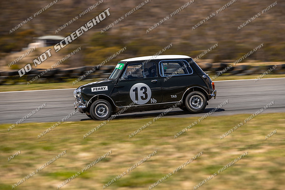 Group NB Under 3 Litre and NC Under 2 Litre - 13 - Sunday-10
