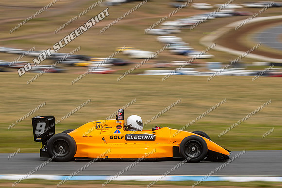 Historic Sports and Racing Cars & Invited - 9 - Friday-5