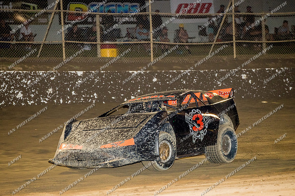 Super Sedan 3 V3 - 15 - Latrobe - 19th Jan 2018 - Grand Prix-12