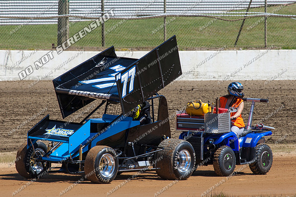 sprintcar 77 t77 shaun dobson - 2 - Latrobe Practice 13th Oct 2012