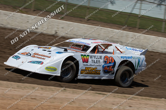 super sedan 22 2 t02 t22 jarrod callum harper - 2 - Latrobe Practice 13th Oct 2012-4