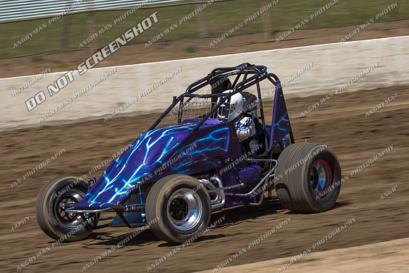 wingless 15 t15 brad herbert - 2 - Latrobe Practice 13th Oct 2012-2