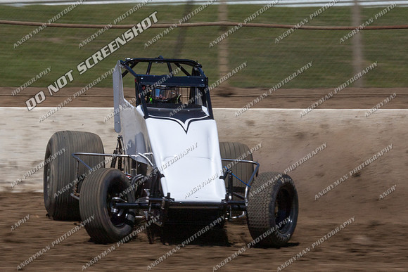 wingless 12 - 2 - Latrobe Practice 13th Oct 2012-4
