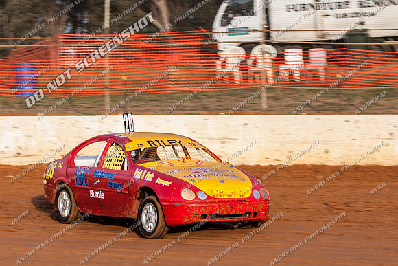 street stock 28 - 3 - Carrick 20th Oct 2012