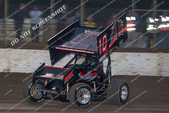 sprintcar 10 t10 callum zizek - 5 - Hobart 3rd Nov 2012-5