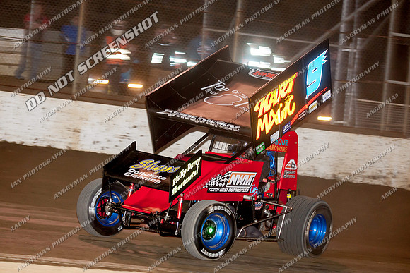 sprintcar 9 t9 chris johns - 5 - Hobart 3rd Nov 2012-3