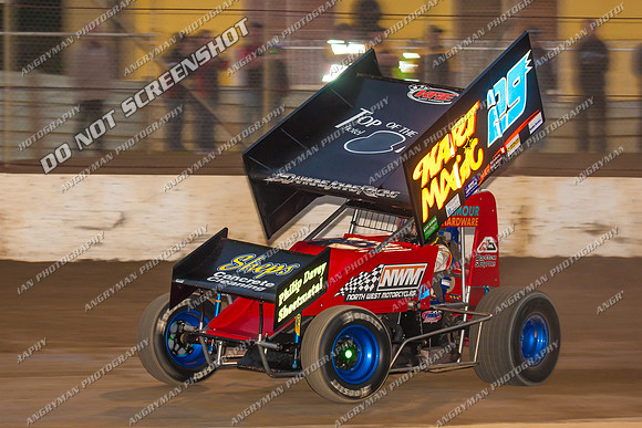 sprintcar 29 t29 robin dawkins - 5 - Hobart 3rd Nov 2012-5