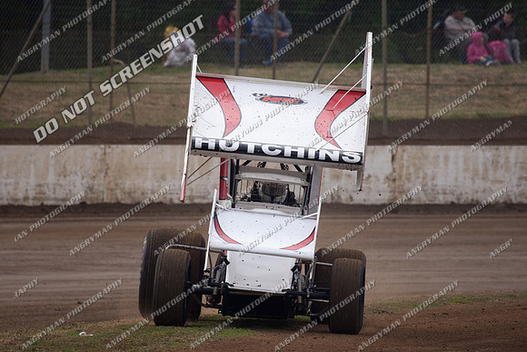 sprintcar 7 t7 tim hutchins - 5 - Hobart 3rd Nov 2012